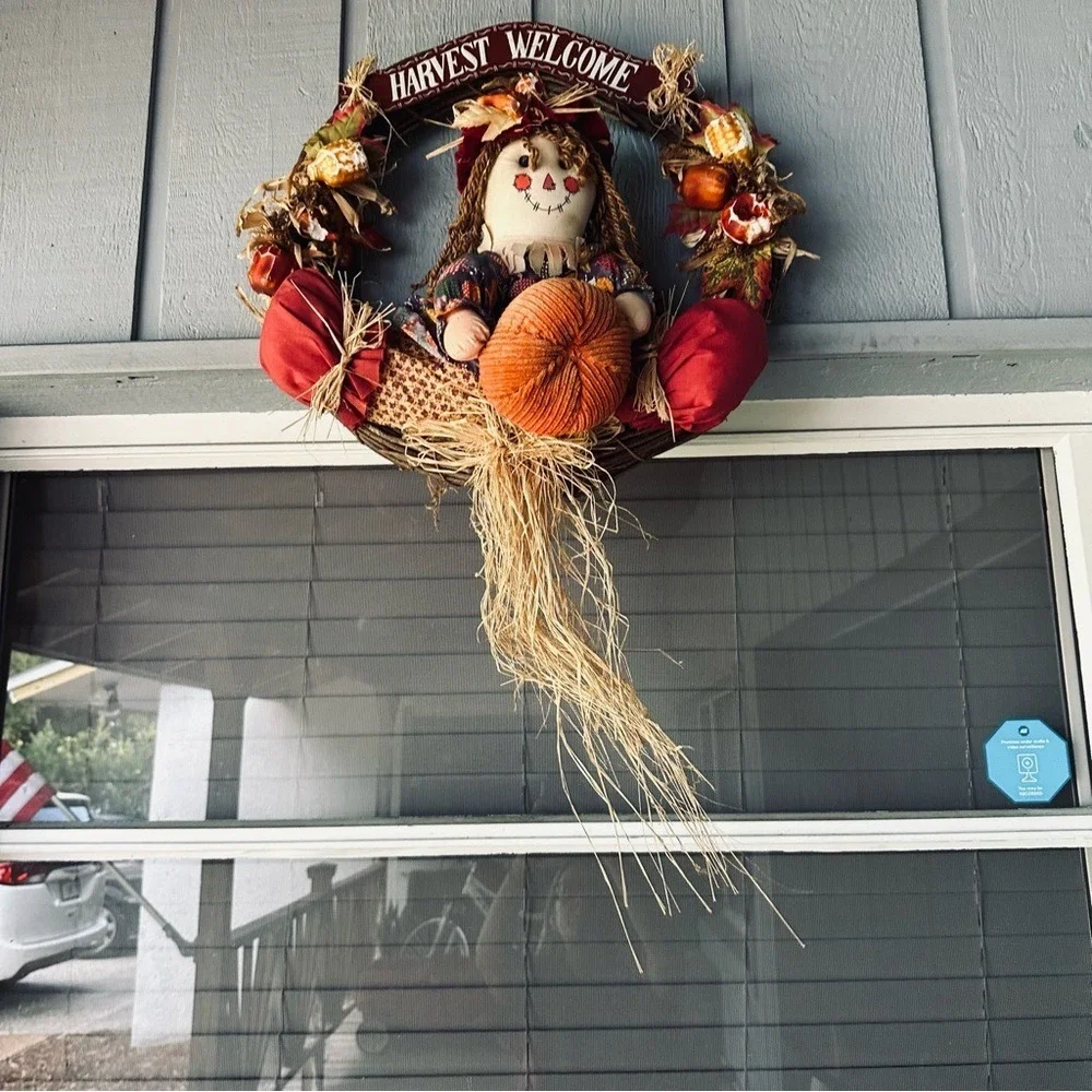 Harvest Welcome Scarecrow Wreath Thanksgiving Orange Autumn Fall Leaves Vintage